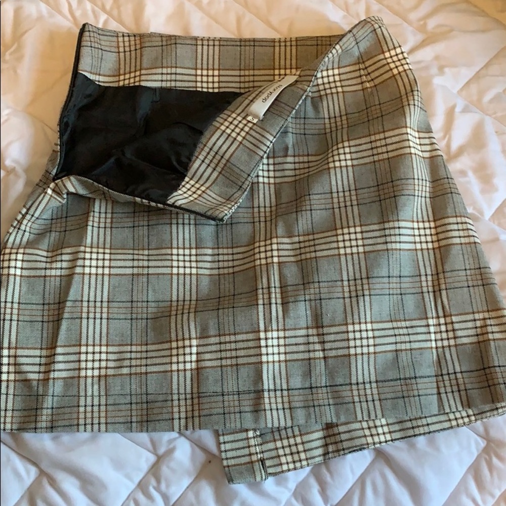Mini skirt - Picture 3 of 3